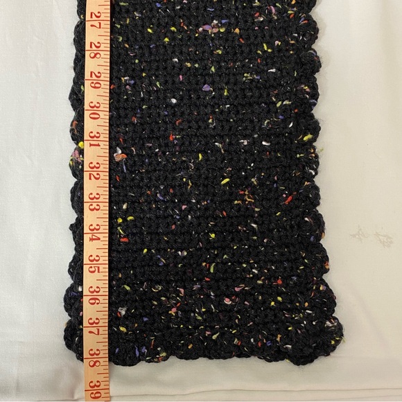 Beautiful Hand  Crafted Hat  And  Scarf. - Picture 3 of 3